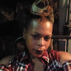 Meet your Posher, Felecia